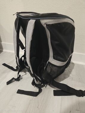 Black & Gray Mesh Cat Carrier Backpack with Comfortable Straps
